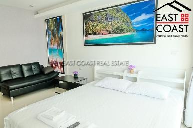 Cosy Beach View 8