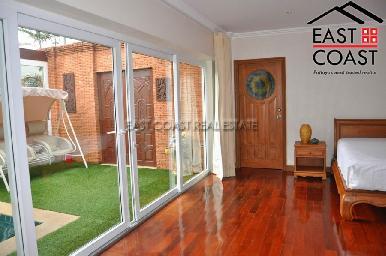 Executive Residence 1 6