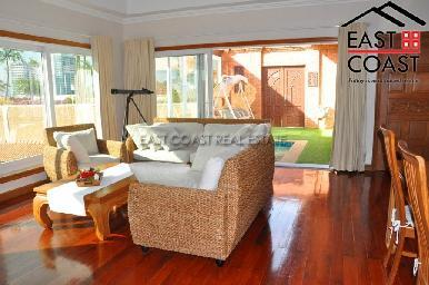 Executive Residence 1 16