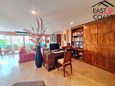 Executive Residence 4 4