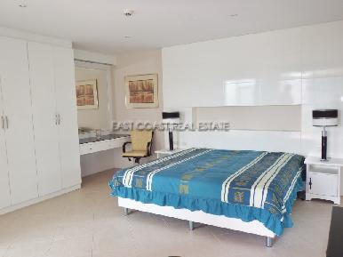 Executive Residence 4 4