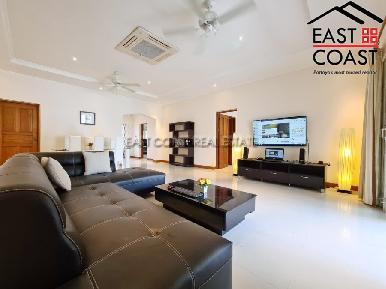 Foxlea Villa 8