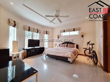 Foxlea Villa 25