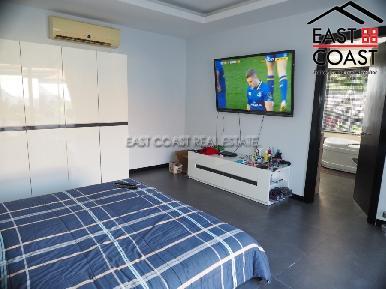 Freeway Villa 10