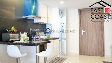 Grand Avenue Residence 3