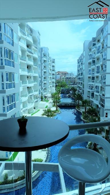 Grand Avenue Residence 12