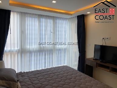 Grand Avenue Residence 11