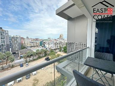 Grand Avenue Residence 13