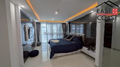 Grand Avenue Residence 3