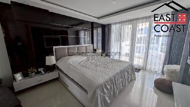 Grand Avenue Residence 16