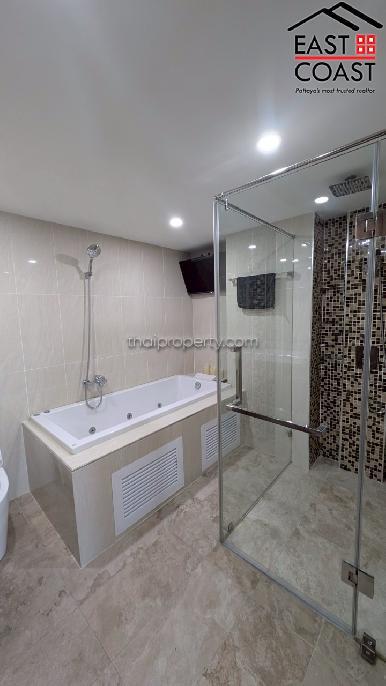 Grand Avenue Residence 18