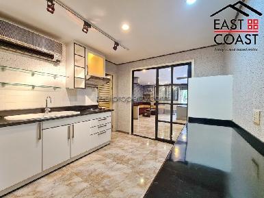 Grand Condo 11