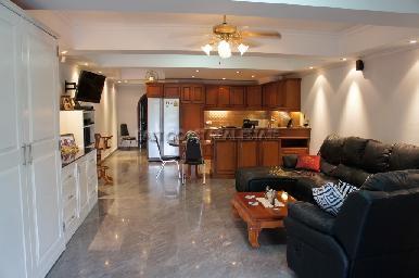 Grand Condo 2