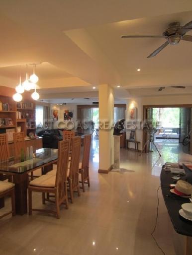 Grand Condo 12