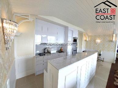 Grand Florida Beachfront Condo Resort Pattaya 8