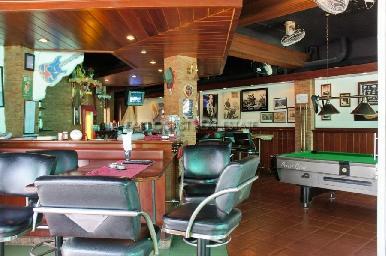 Highlander Bar & Guesthouse 3