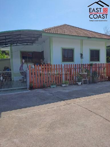House with Apartment 26