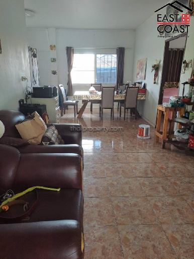 House with Apartment 30