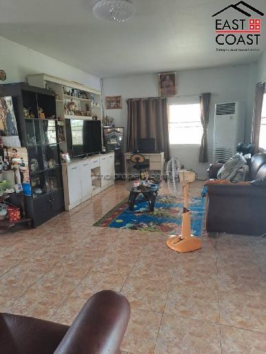 House with Apartment 31