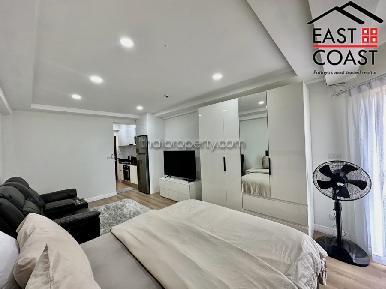 Jomtien Beach Condominium 4