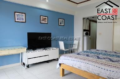Jomtien Condotel & Village 8