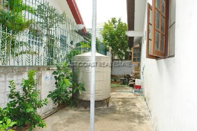 Jomtien Condotel & Village 11