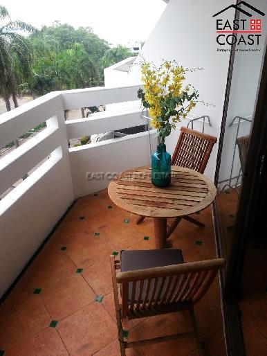 Jomtien Condotel & Village 8