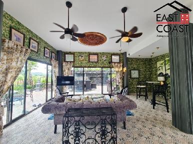 Junglemoon Pool Villa 9