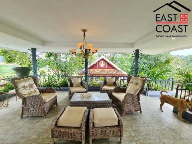 Junglemoon Pool Villa 18