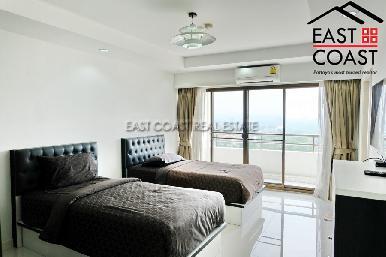 Krisada Cliff & Park Condo 18