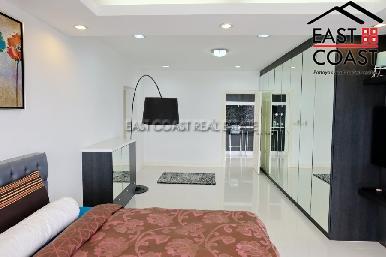 Krisada Cliff & Park Condo 29