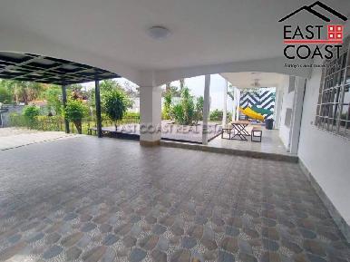 Lakeside Court 7