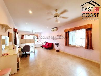 Lakeside Court 1 18