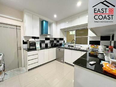 Lakeside Court 5 2