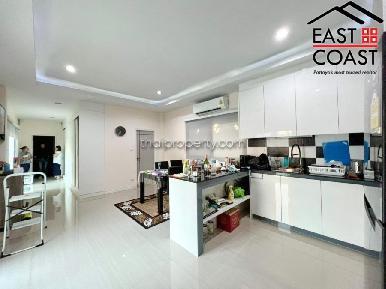 Lakeside Court 5 5