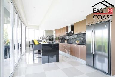 Life Beach Residence Condo 11