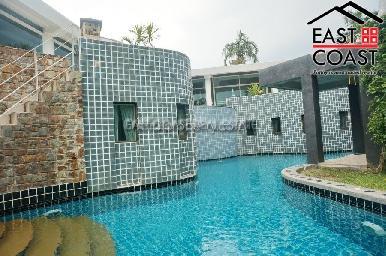 Luxurious Mansion with private pool 5