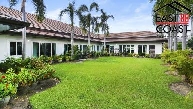 Luxury pool villa 24