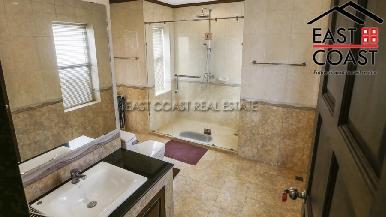 Luxury pool villa 16