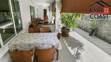 Luxury pool villa 41