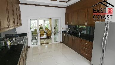 Luxury pool villa 43