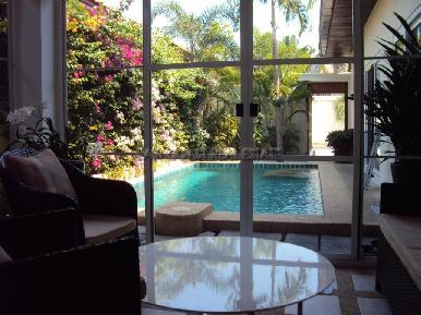 Majestic Residence 8