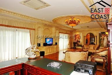 Majestic Residence 9