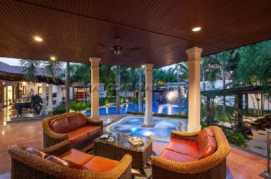 Majestic Residence  20