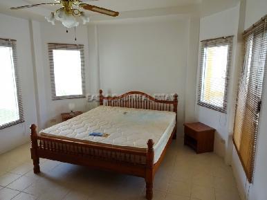 Paradise Hill 2 6