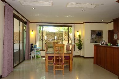 Pattaya Thani 17