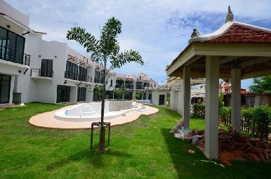 Sunrise Villa Resort  5