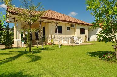 Pobchoke Garden Villa 4
