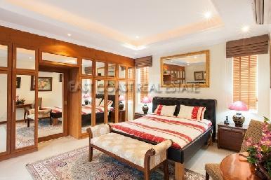 Pratumnak Home 17