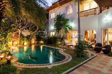 Pratumnak Home 1